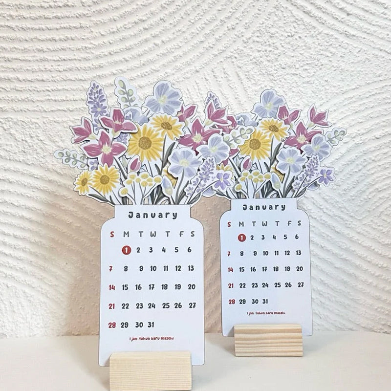 2024 Bloomy Flowers Desk Calendar