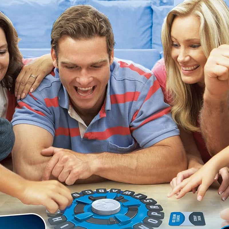 Multiplayer quiz game chess