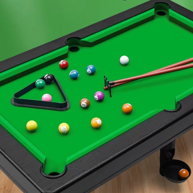 Mini pool table set